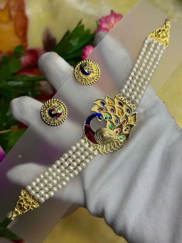 Single Peacock Chokar - Image 1