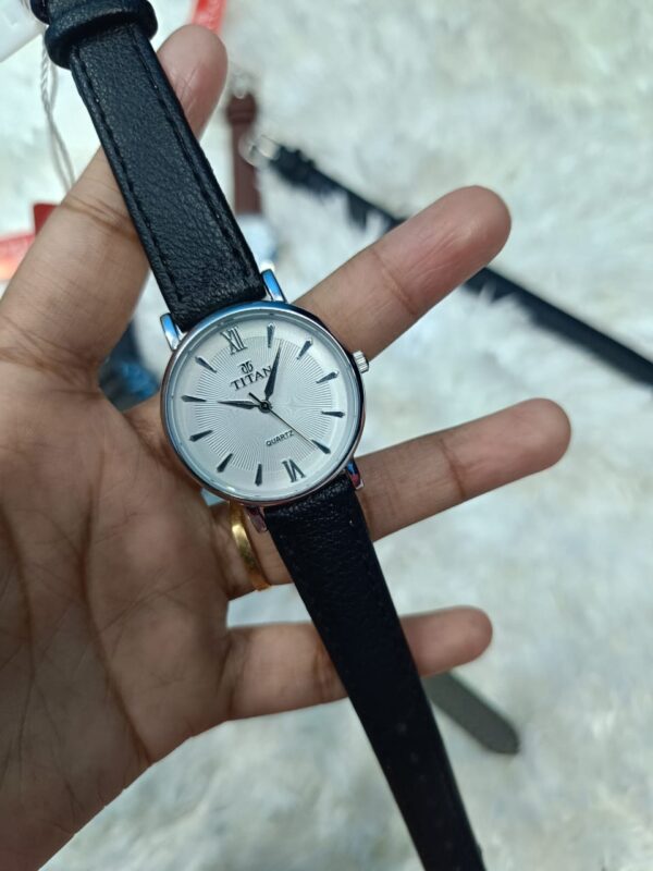 Titan Ladies Watch - Image 3