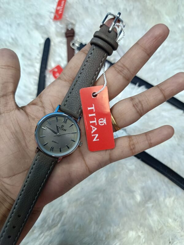 Titan Ladies Watch - Image 5